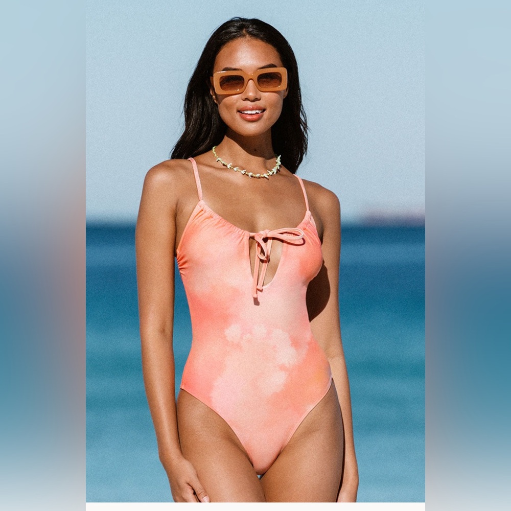 Stylish Orange Women’s One Piece Swimsuit